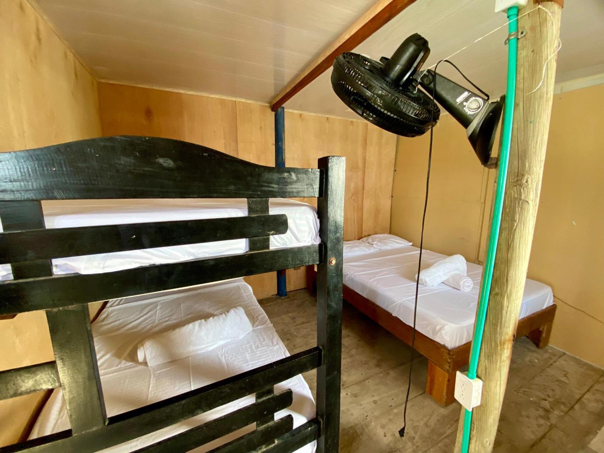 Eco Hostal Estrella De Mar Isla Mucura Ngoại thất bức ảnh